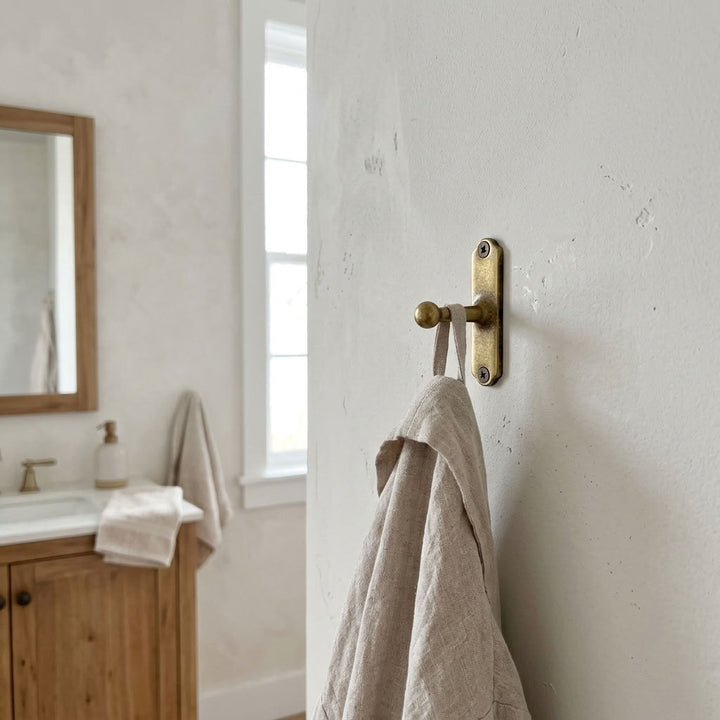 Solid Brass Kitchen Hook Rack for Utensils & Towels – detail view 4