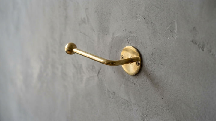 Minimalist Solid Brass Toilet Paper Holder – detail view 2